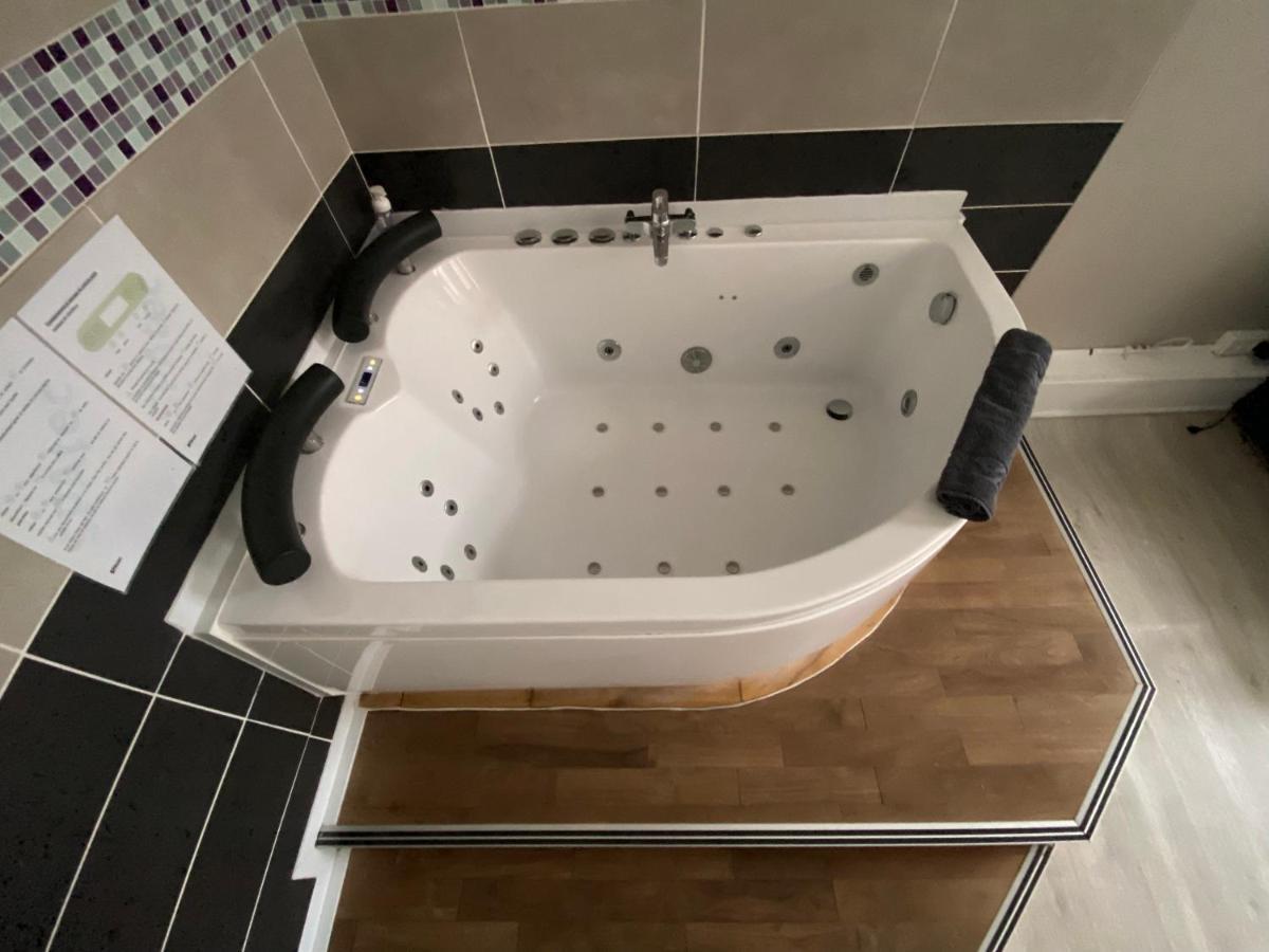 Les Appartements D'Au Coin Du Spa 滨海布洛涅 外观 照片